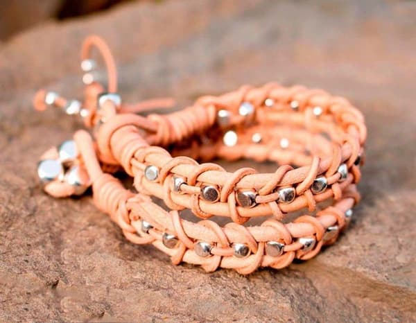 Tråd - choker - mocka - sladd - rem - länk - band Innspiro - 230805 - Brun naturlädersnöre 2,0 mm. 5m.