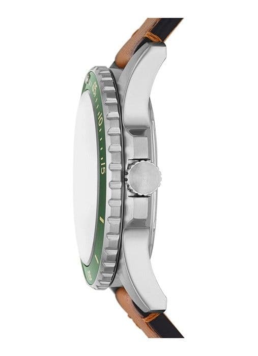 Klocka - Fossil - FS5946 - Trendiga färger - Vattentålighet 10 ATM - Mineralglas