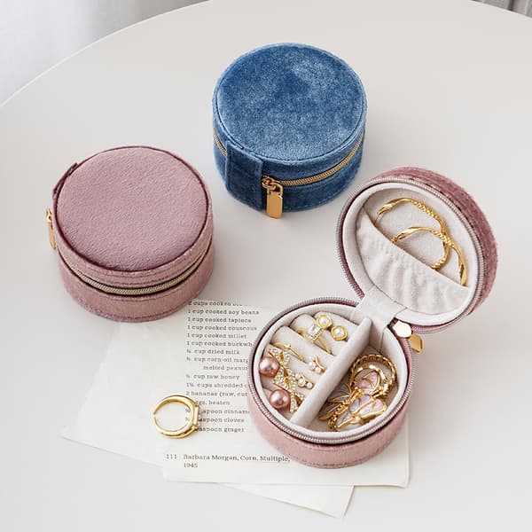 INF Mini Travel Jewelry Boxin järjestäjä