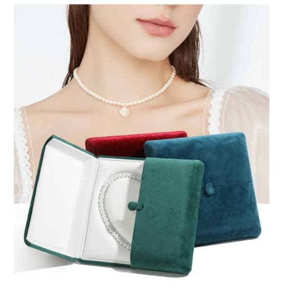 INF Elegant hjerteformet perlekjedeboks