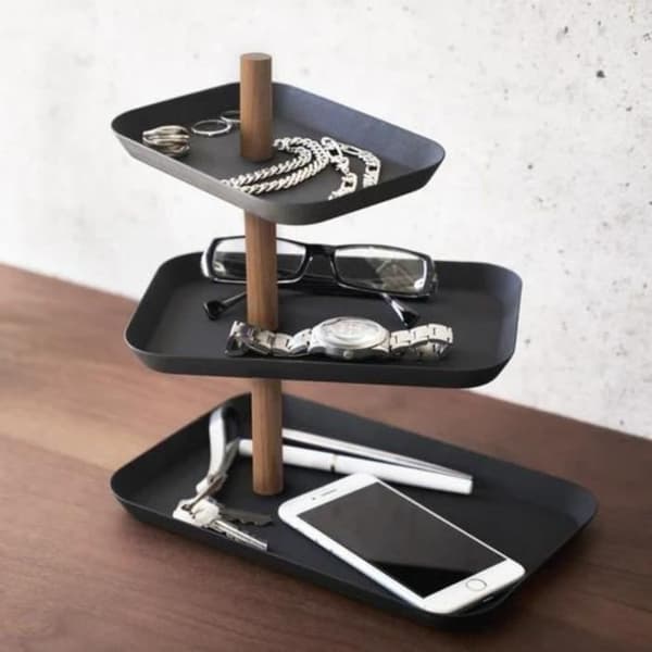 3-vånings smyckesdisplay med roterande brickor H25,5 cm - 25 cm X 16 cm X 25,5 cm - Calicosy - Svart