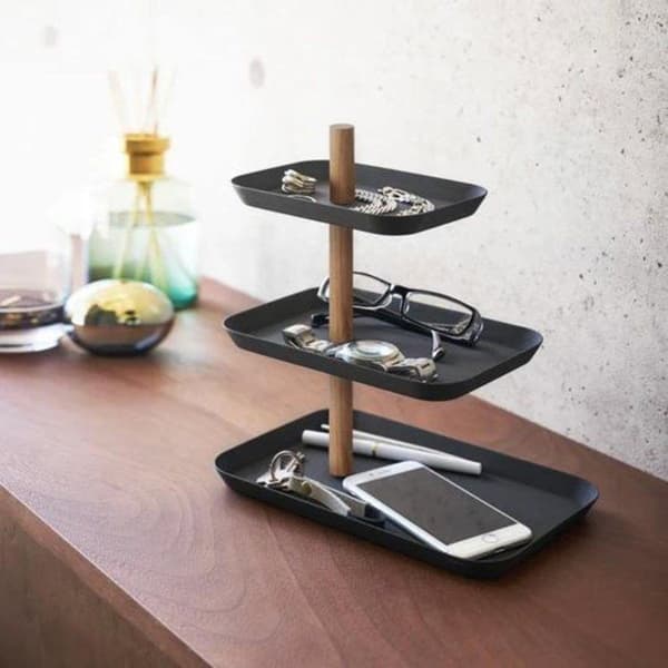 3-vånings smyckesdisplay med roterande brickor H25,5 cm - 25 cm X 16 cm X 25,5 cm - Calicosy - Svart