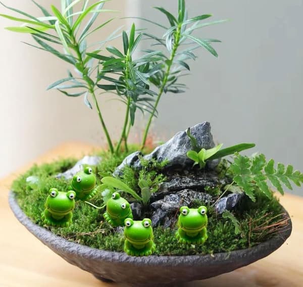 50 ST Mini Hartsgrodor, Gröna små grodafigurer Miniatyr Heminredning Fe Trädgårdsdekoration, Födelsedagsfester