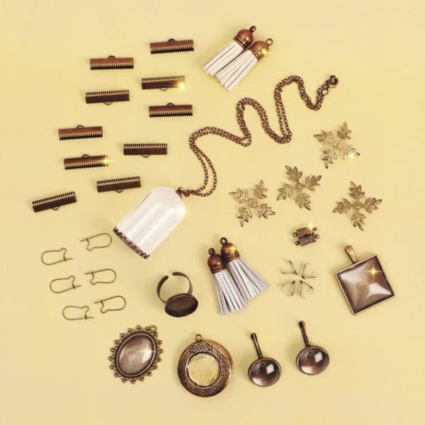Accessoarer smycken - DIY - Set 33 delar - Färg bronze - Mixad - Vuxen