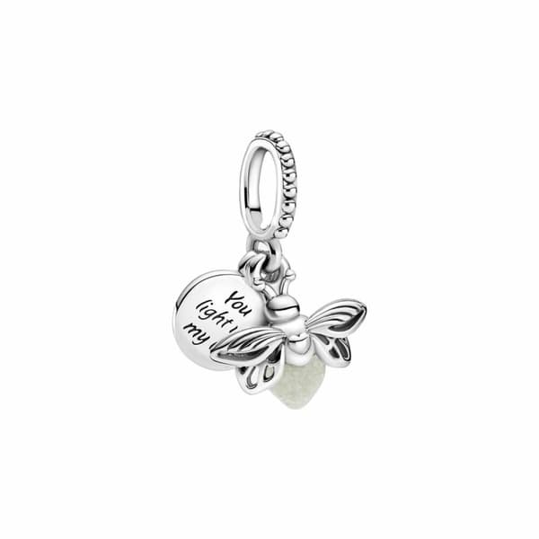 Naisten helmet Pandora 799352C01