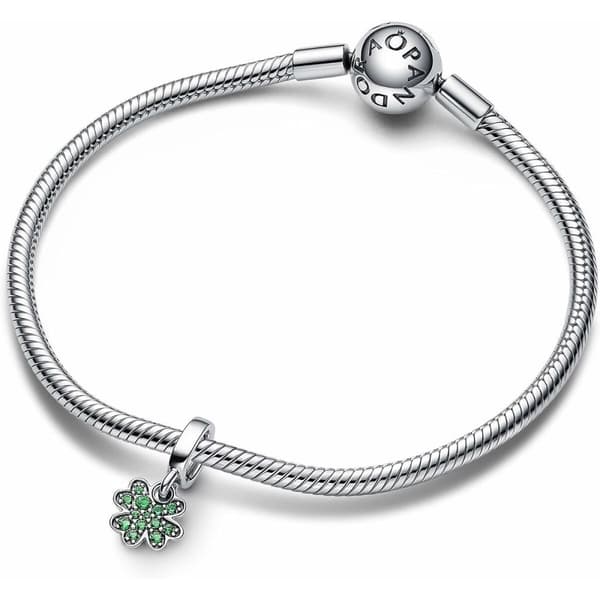 Naisten helmet Pandora 792751C01