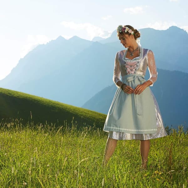 Blomsterkrans sommereng - flere farver