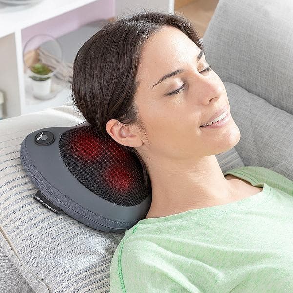 Shiatsu Massage / Nackmassage - Masserar nacke, rygg & ben