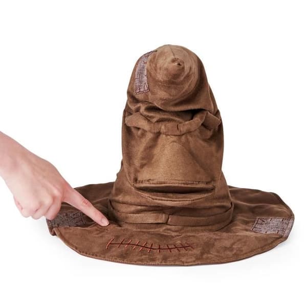 Interactive Magic Hat - Wizarding World - House Choice - Gryffindor - Slytherin - Ravenclaw - Hufflepuff