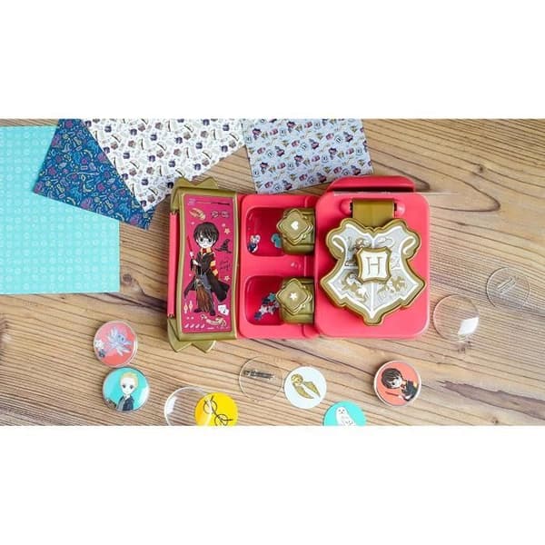 Harry Potter Pin Set - Clementoni - Badge Maker - Skapa dina egna pins - För barn