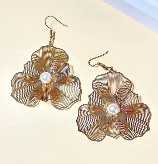 Filigree earrings in many beautiful colors