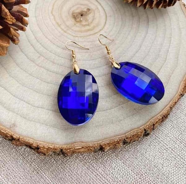 Agélii Fashion - Modern feminine earrings in several colors Blå