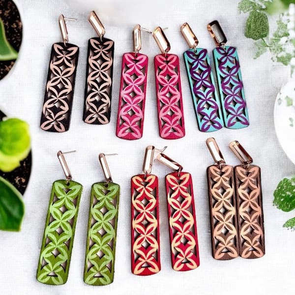 Agélii Fashion - Wooden earrings with patterns in several colors