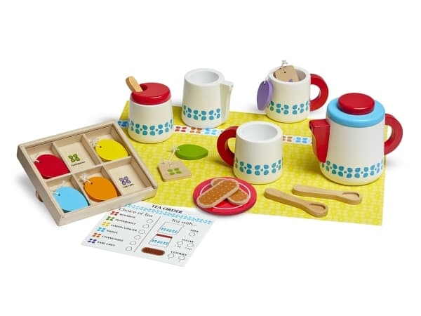 MELISSA Wooden tea set in a box 19843