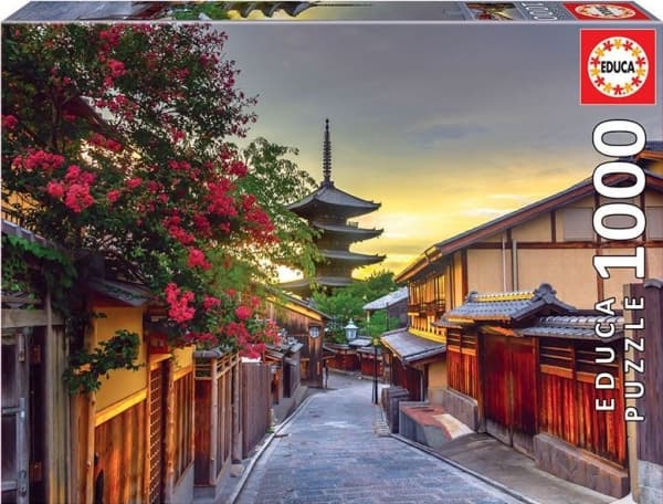 Educa 1000 Yasaka Pagoda, Kyoto, Japan