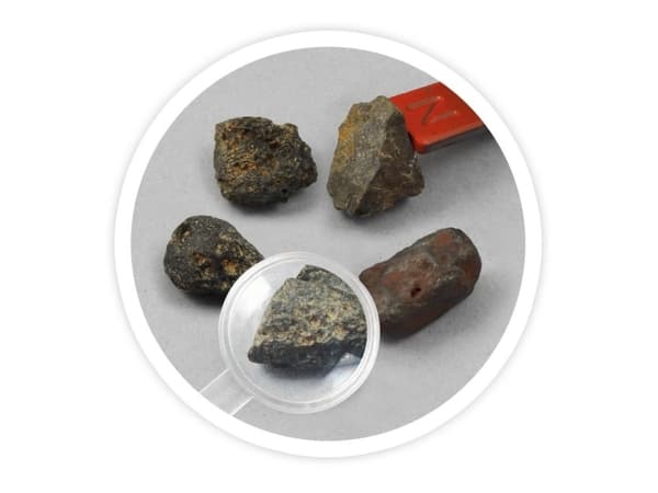 Buki Space Rocks, Experimentsats, Geologi, 8 År