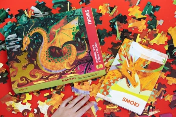 Wilga Play Puzzle Smoki. Kirja + palapeli 100 palaa