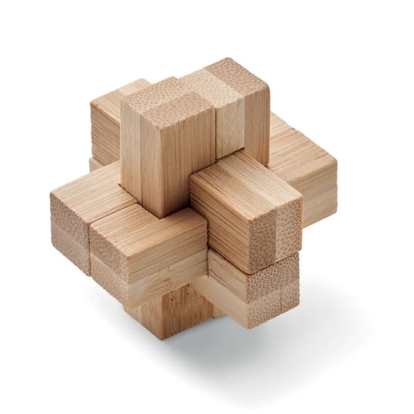 Klurig hjärngympa - ett 3D pussel av bambu