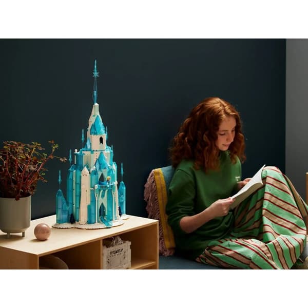 Byggsats Lego 43197 Frozen - The Ice Castle 1709 Delar