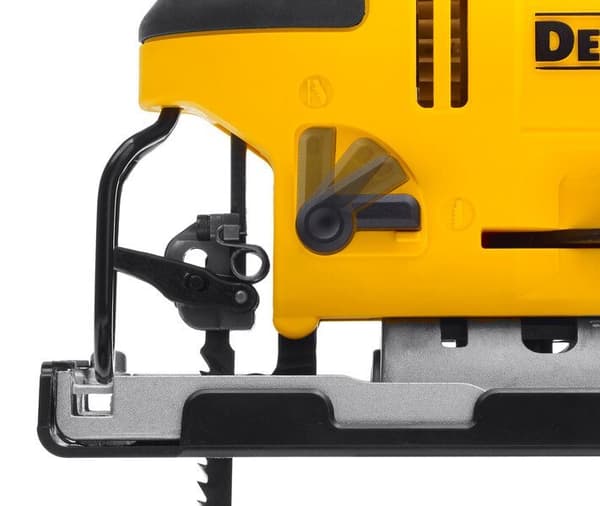 DeWALT DWE349 650W sähköinen pistosaha
