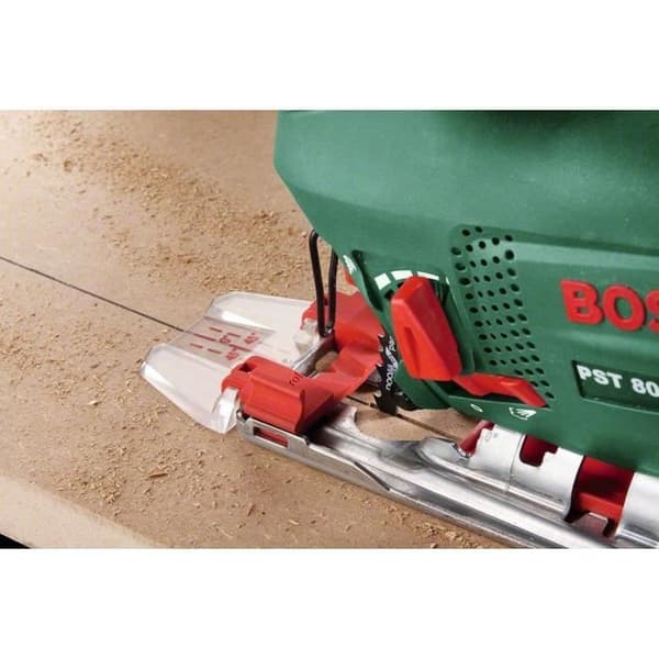 BOSCH PST 800 PEL stiksav - 530W - til lige eller buede snit op til 8 cm i træ
