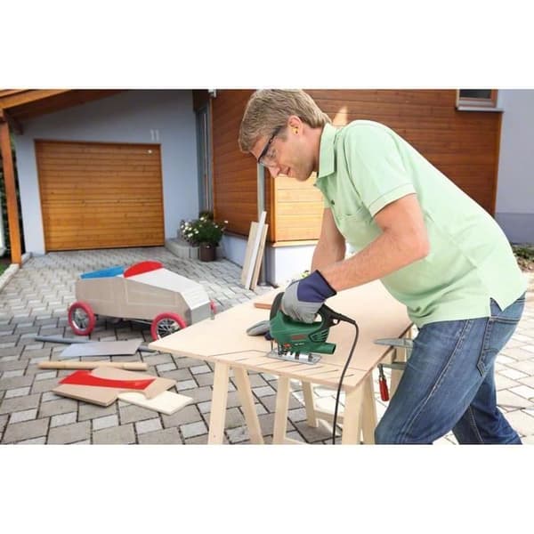 Bosch sticksåg med sladd - PST 700 E (500W, 70mm kapning)