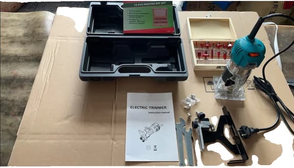 Elektrisk Router, 800W Effekt, 31000 RPM Motorhastighed, 12 Router Bits,EU