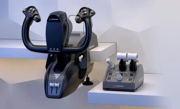 Thrustmaster Civil Aviation (TCA) Yoke Pack Boeing Edition - Åk og gasspedal - kablet - for PC, Microsoft Xbox One, Microsoft Xbox Series S, Microsof