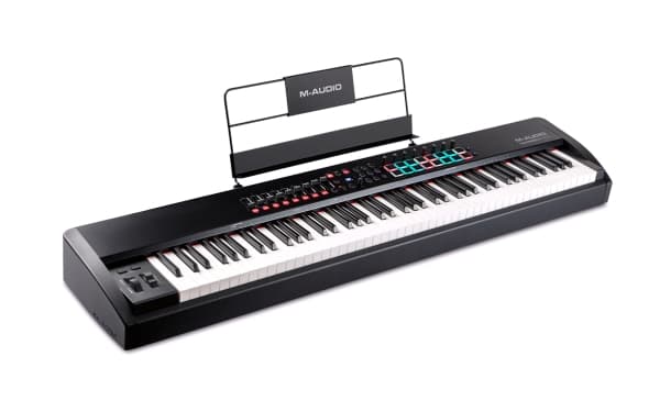 M-AUDIO Hammer 88 Pro, 88 kosketinta, Painikkeet, Rotaatio, Liukusäädin, USB, 1422 mm, 282 mm, 127 mm