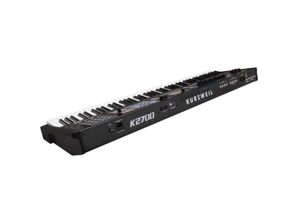 Kurzweil K2700 - synthesizer/arbeidsstasjon