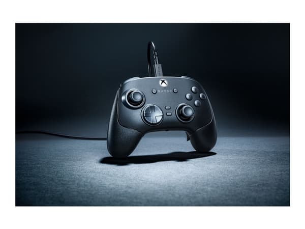 Razer Wolverine V3 Tournament Edition, Gamepad, PC, Xbox Series S, Xbox Series X, Analogue, Wired, USB, Black