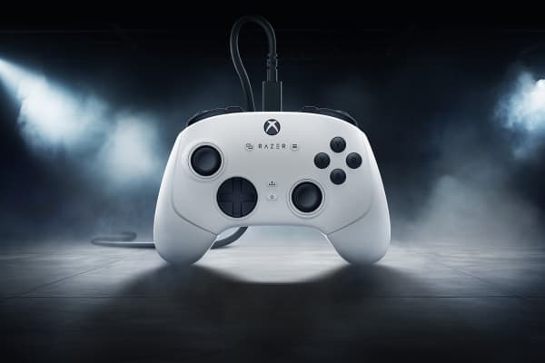Razer Gamepad Wolverine V3 Tourn. Ed. White (RZ06-05210200-R3M1)