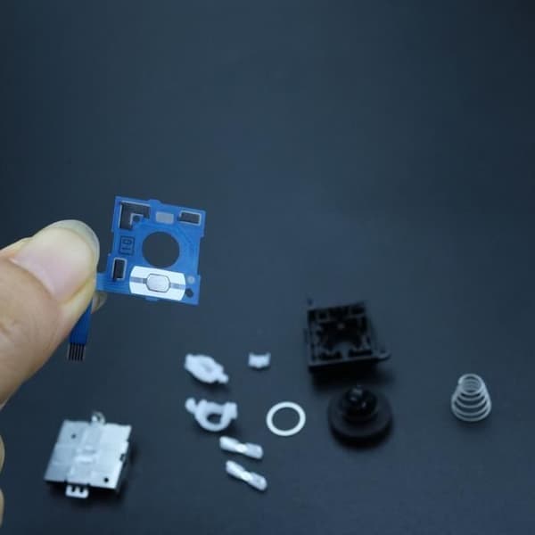 3D Analog Joystick tumgreppsknapp Reparationsverktygsnyckelmodul för Joy-Con Gamepad [4560D2E]