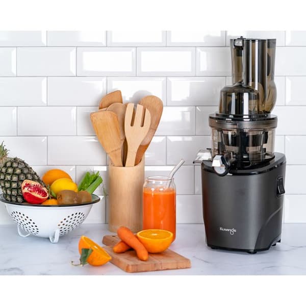 Kuvings - REVO830 Juice Extractor - Dubbel mun, automatiskt skärsystem - Svart