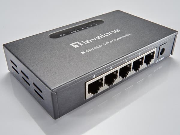 LevelOne GEU-0523 - Switch - uadministreret - 5 x 10/100/1000 - Desktop, vægmonterbar (GEU-0523)