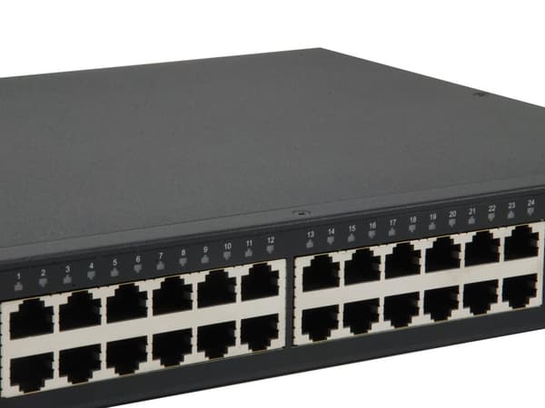 LevelOne GTL-2661 Managed L2 Gigabit Ethernet (10/100/1000) Black Power over Ethernet (PoE)