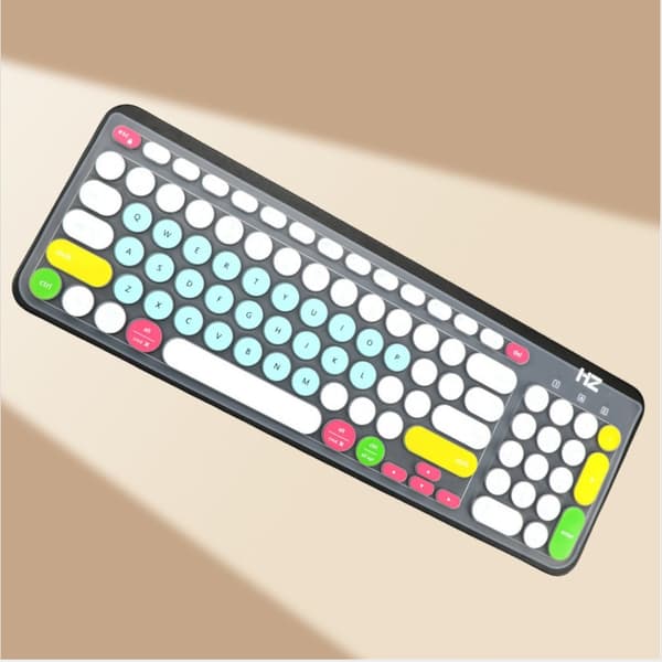 INF Silikonskydd för Logitech K780 Tangentbord Grön