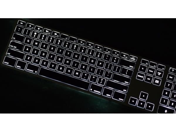 Matias FK418BTLB-UK Keyboard Wireless Silver UK (FK418BTLB-UK)