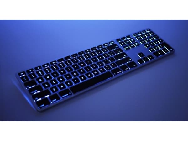 Matias FK418BTLB-UK Keyboard Wireless Silver UK (FK418BTLB-UK)