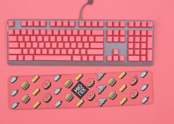 Mionix MNX-05-27002-DE, tastaturdeksel, akrylonitrilbutadienstyren, rosa