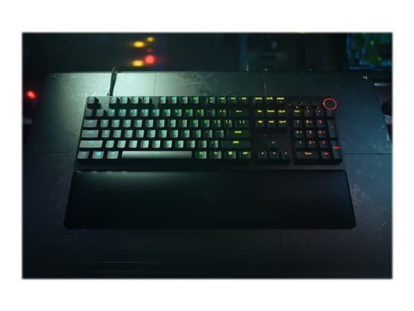 Razer Huntsman V2 Clicky Keyboard (RZ03-03930300-R3M1)