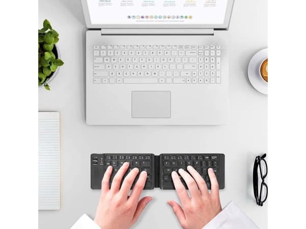 TECHly - Tangentbord - foldbar, för surfplatta och smartphone - trådlös - Bluetooth 3.0, USB - QWERTY - amerikansk - svart