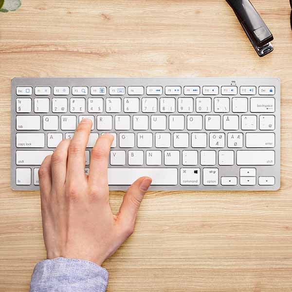 Fuj:tech Bluetooth 5.0 TKL näppäimistö