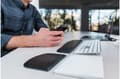 Miniatyrbillede 6 af 6: Kensington ErgoSoft Ergonomisk håndledsstøtte til slanke tastaturer - Ideel til hjemmekontor/arbejde hjemmefra - Sort