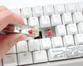 Miniatyrbild 4 av 5: ONE 3 SF Pure White RGB Hotswap Tangentbord [MX Red]