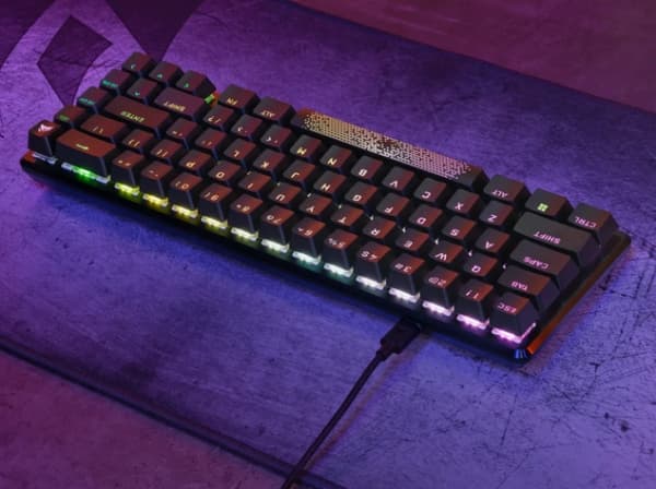 CORSAIR K65 PRO MINI RGB - Tangentbord - 65%, gaming - bakgrundsbelyst - USB - Amerikansk engelska - tangentbrytare: CORSAIR OPX RGB