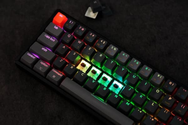 Mechanical Keyboard Keychron K6 Hot-Swappable 65% Gateron Blue Switch RGB LED ABS