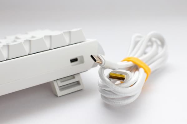 Mechanical Keyboard Ducky One 3 Pure White SF 65%, Hotswap Cherry MX Black, RGB, PBT Keycaps