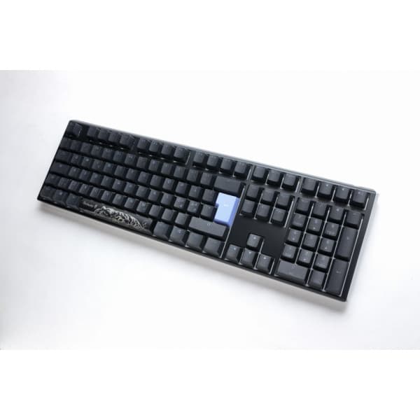 Ducky One 3 -mekaniskt tangentbord med Cherry MX Brown-switchar, svart