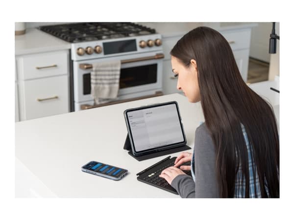 ZAGG Pro Keys 2 - Tastatur og folioveske (foliodekke) - bakgrunnsbelyst - trådløs - Bluetooth - QWERTY - Nordisk - for Apple 11-inch iPad Air Wi-Fi,
